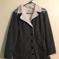 Woman’s Coat, Size Medium 
