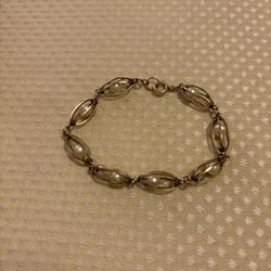 Custom Jewelry Women Bracelet. 