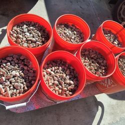 7 Buckets Gravel $40 Deliver 10 To 20 Miles 