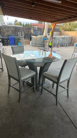 Comedor de 4 sillas
