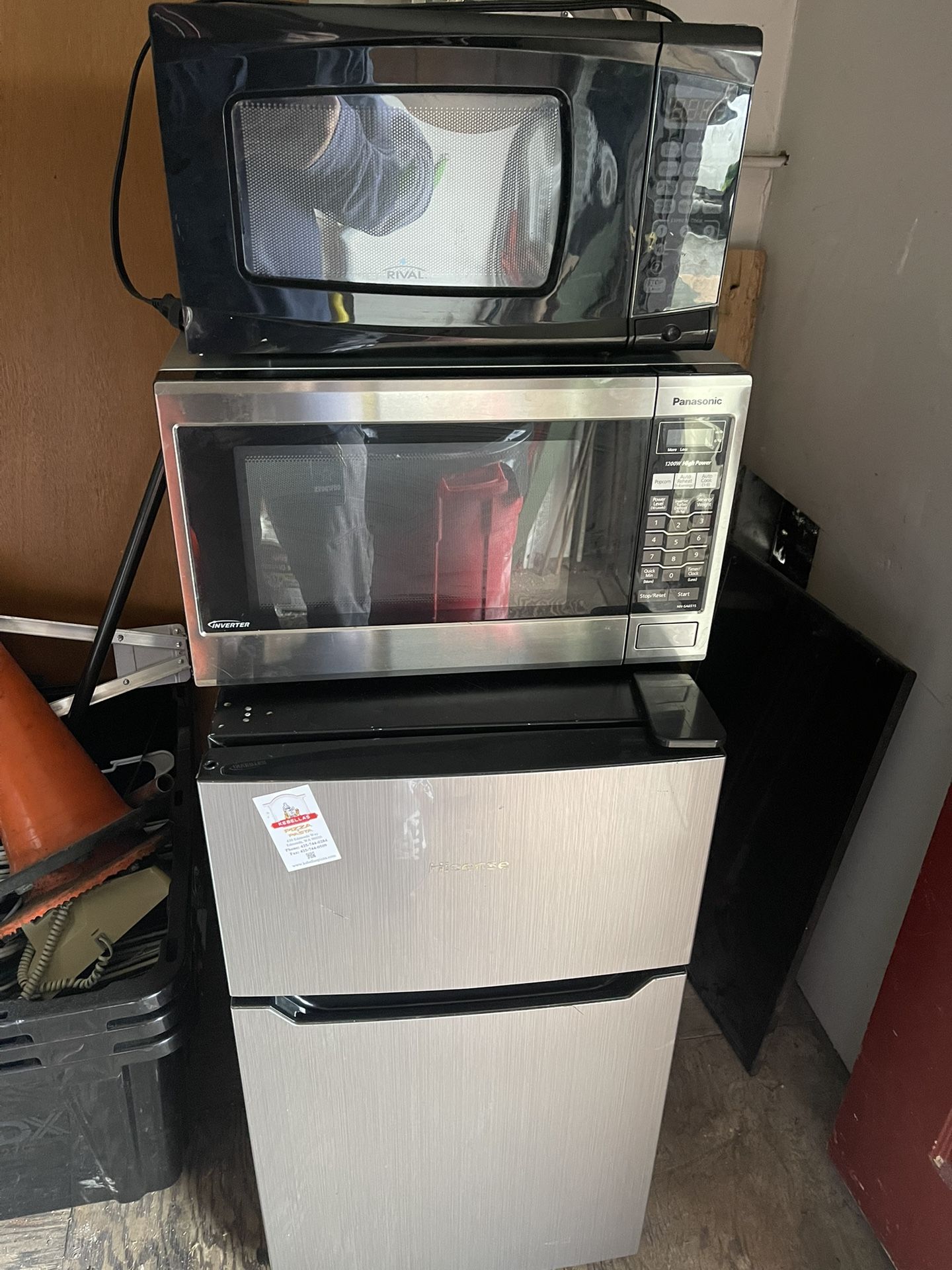 Mini fridge Free