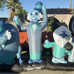 Disney The Haunted Mansion Ghosts Halloween blowup Inflatable by Gemmy
