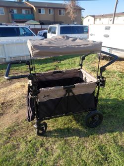JEEP GLADIATOR ( 4 seat stroller wagon )