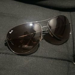 Raybans Sunglasses- Style 3293 Aviator