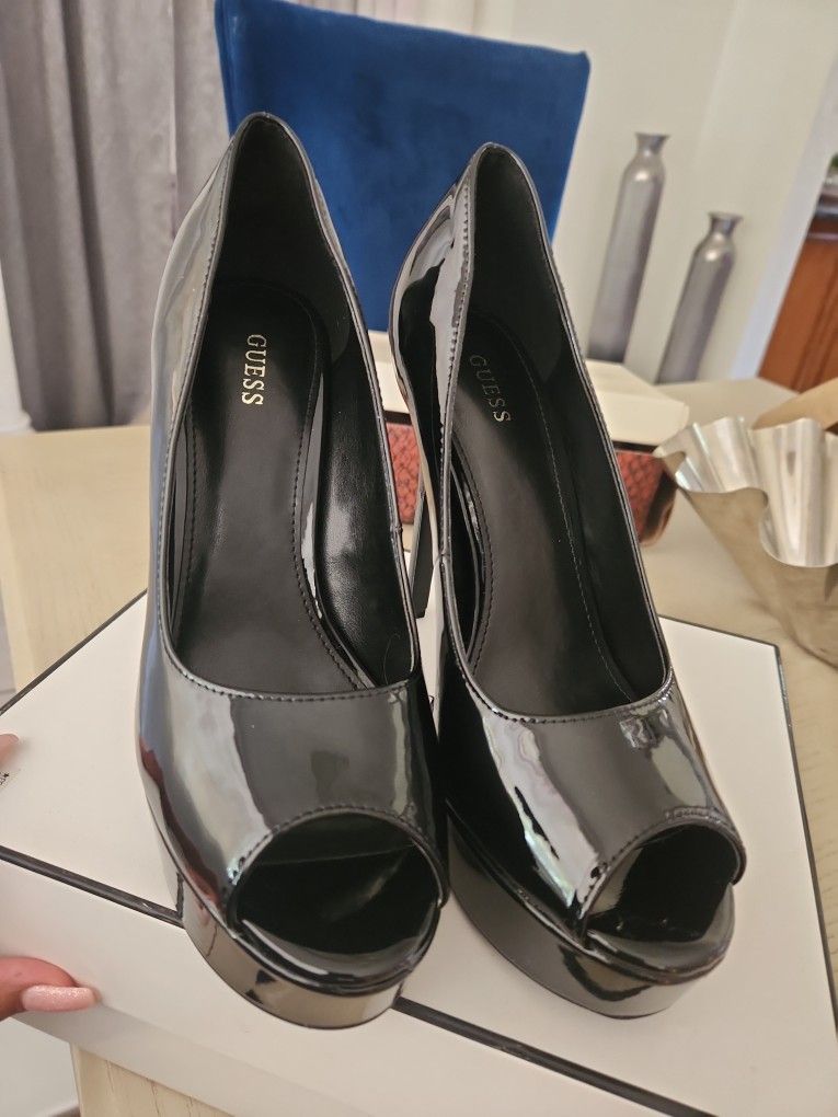 Guess BLACK PUMPS