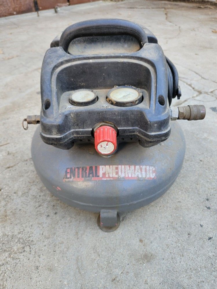 Air compressor