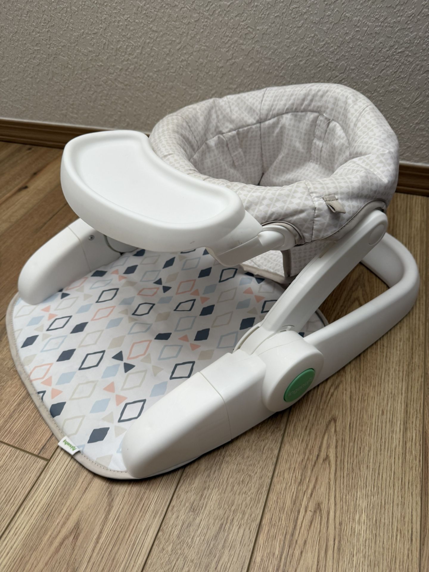 Baby Seat, Adjustable Height