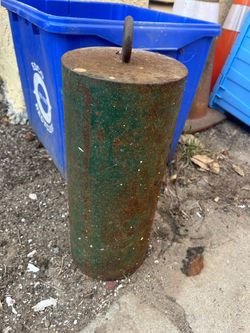 Antique Cast Iron Cylinder Weight Door Stop Gate Weight Horse Tether Top Mount Eye Ring approx. weight 75lbs
