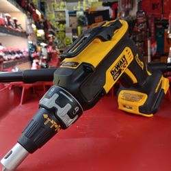 DEWALT 20V XR BRUSHLESS SCREW DRIWAL GUN  TOOL ONLY 