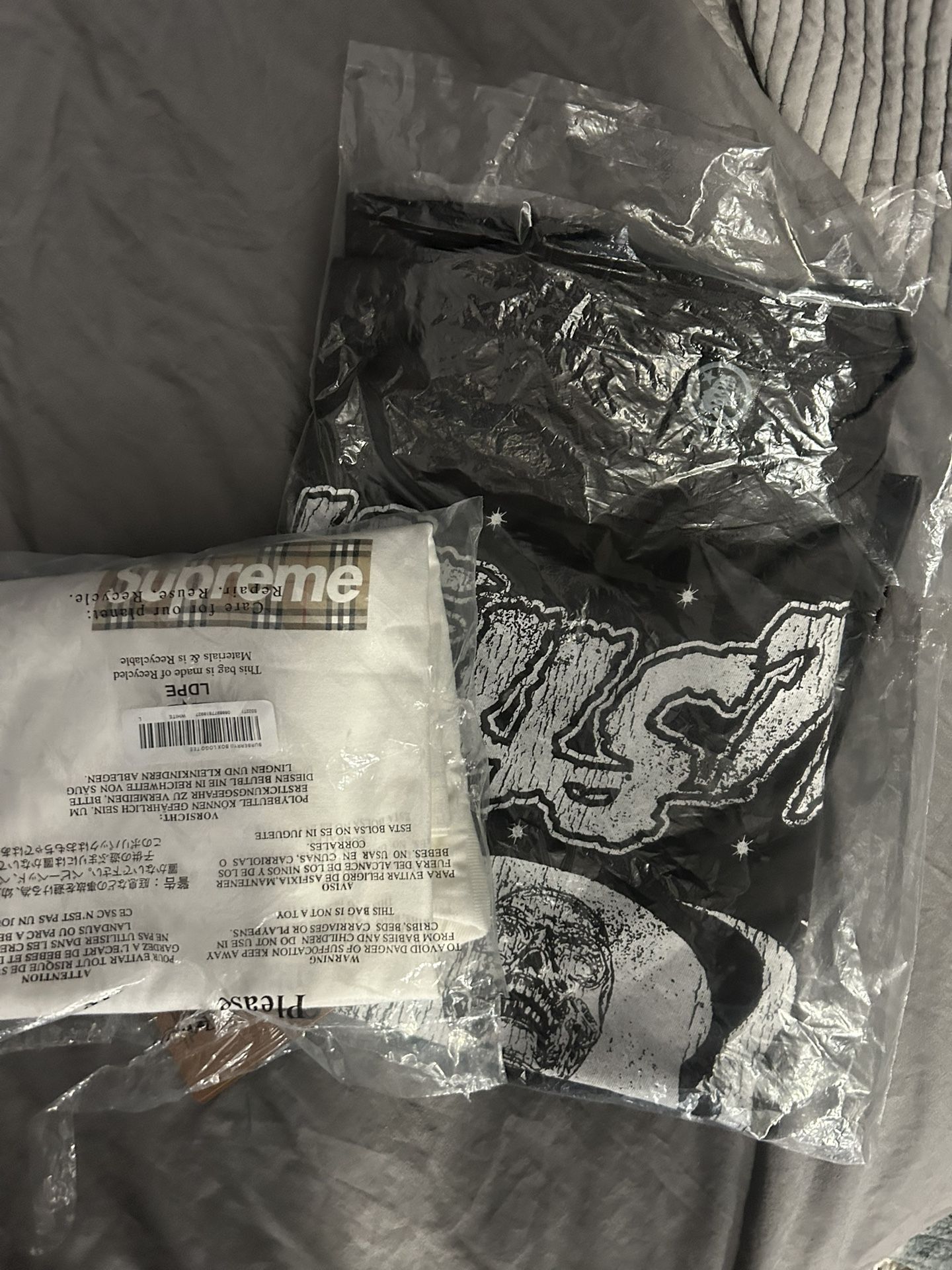 Supreme /hellstar
