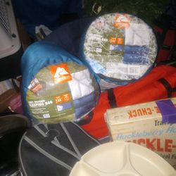 All Kinds Of Camping Stuff Read Description 