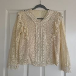 Beige Vintage Blouse With Lace