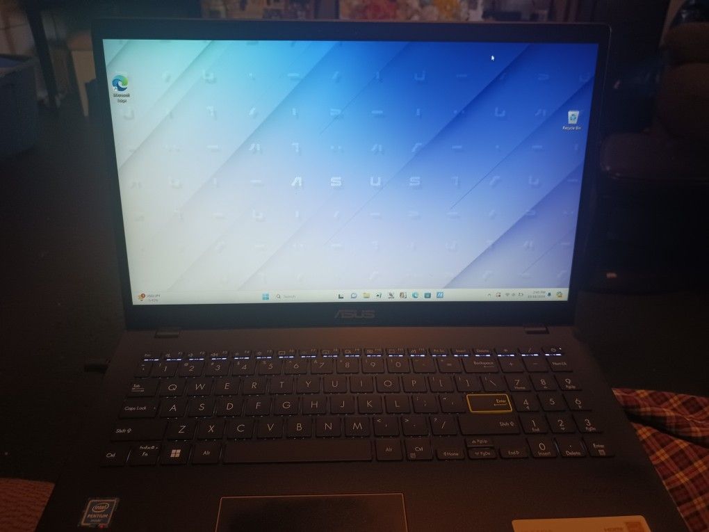 ASUS LAPTOP