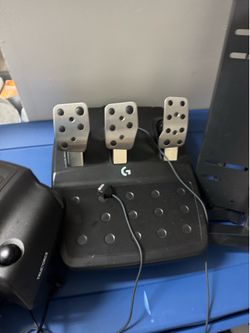 Logitech G923 Xbox/PC Racing Wheel, Pedals & Stand – $350 OBO”