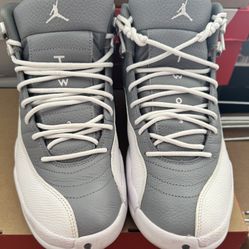 Jordan retro 12 size 10.5