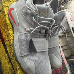 Nike Paul George PlayStation size 12