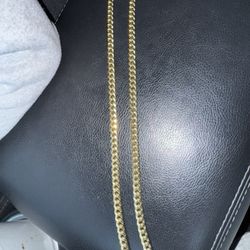 22 Inches 10 K Cuban Link 
