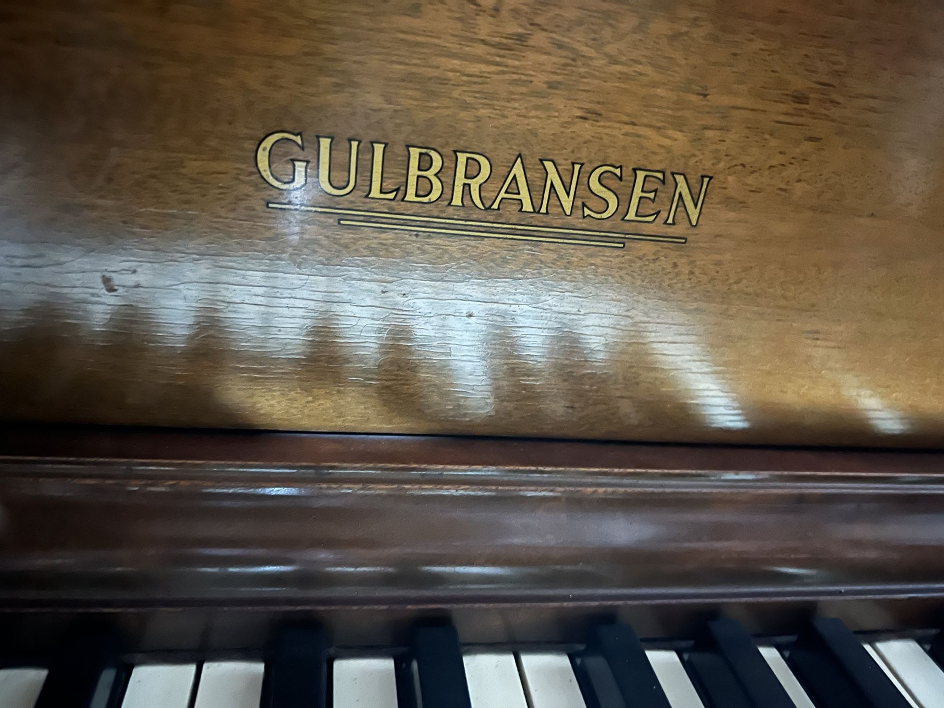 Gilbransen Baby Grand Piano -Free