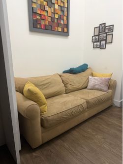 Full size sofa bed like new