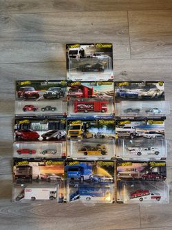 Hot Wheels Car Culture Team Transport Set of 10