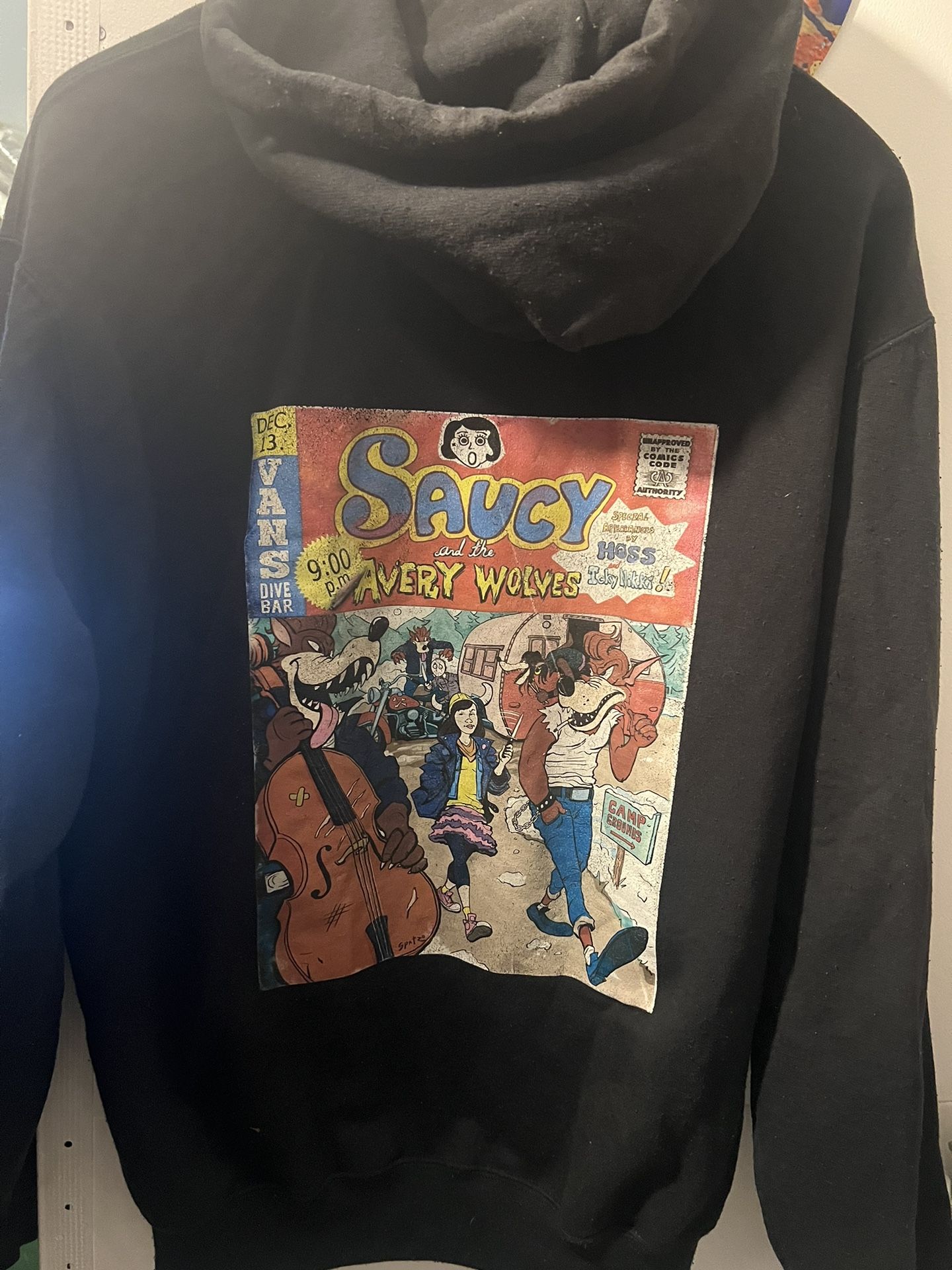 Saucy Yoda / Avery Wolves hoodie - Sweatshirt