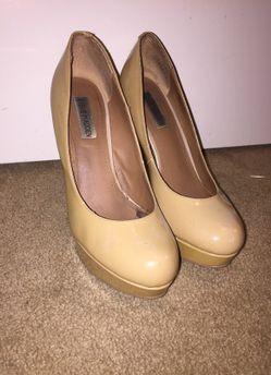 Double wedge nude Steve maddens