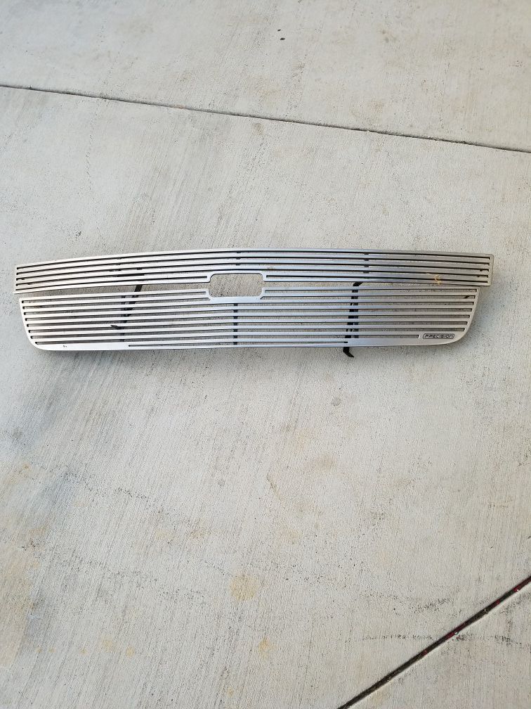 Chevy diesel classic 3500 HD Billet Grill top part 2007