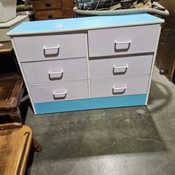 6 Drawer Dresser