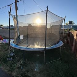 Trampoline 
