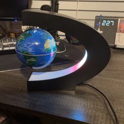 Magnetic Levitation Floating Globe World Map with C Shape Base (Blue 3" Globe)