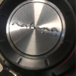 Looks Brand New Make Offer