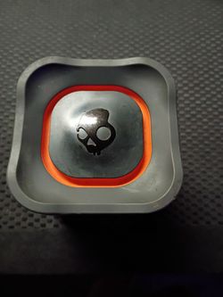 Skull candy speaker