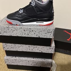 Jordan 4 Bred 