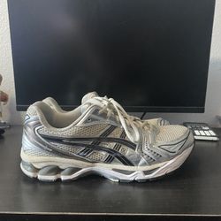 Asic Gel Kayano 14 (slightly worn)