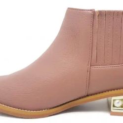 👢 BOOTS On The GROUND Pink Hot KISS
