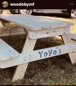 Picnic Tables, All Sizes, Personalized And Umbrella Opening