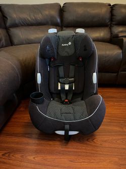 SAFETY 1ST CAR SEAT 💺