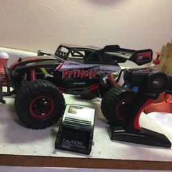Huge R/c Car