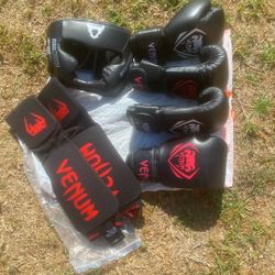 Venum Fighting Equipment. New. Boxing. MMA. Gear.