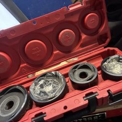 Milwaukee Knock Out Set 2”-4” 