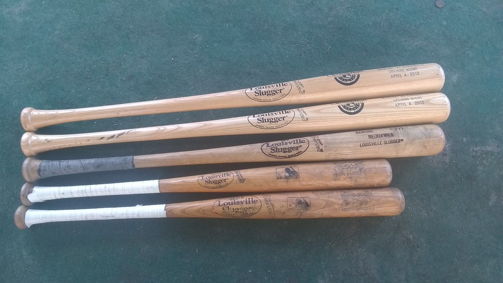 Louisville Slugger Baseball Bat Bundle