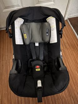 Doona Stroller Car Seat With Latch Base