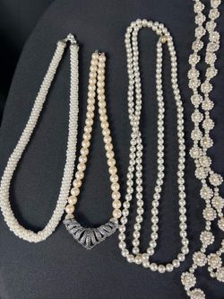 JEWELRY BUNDLE