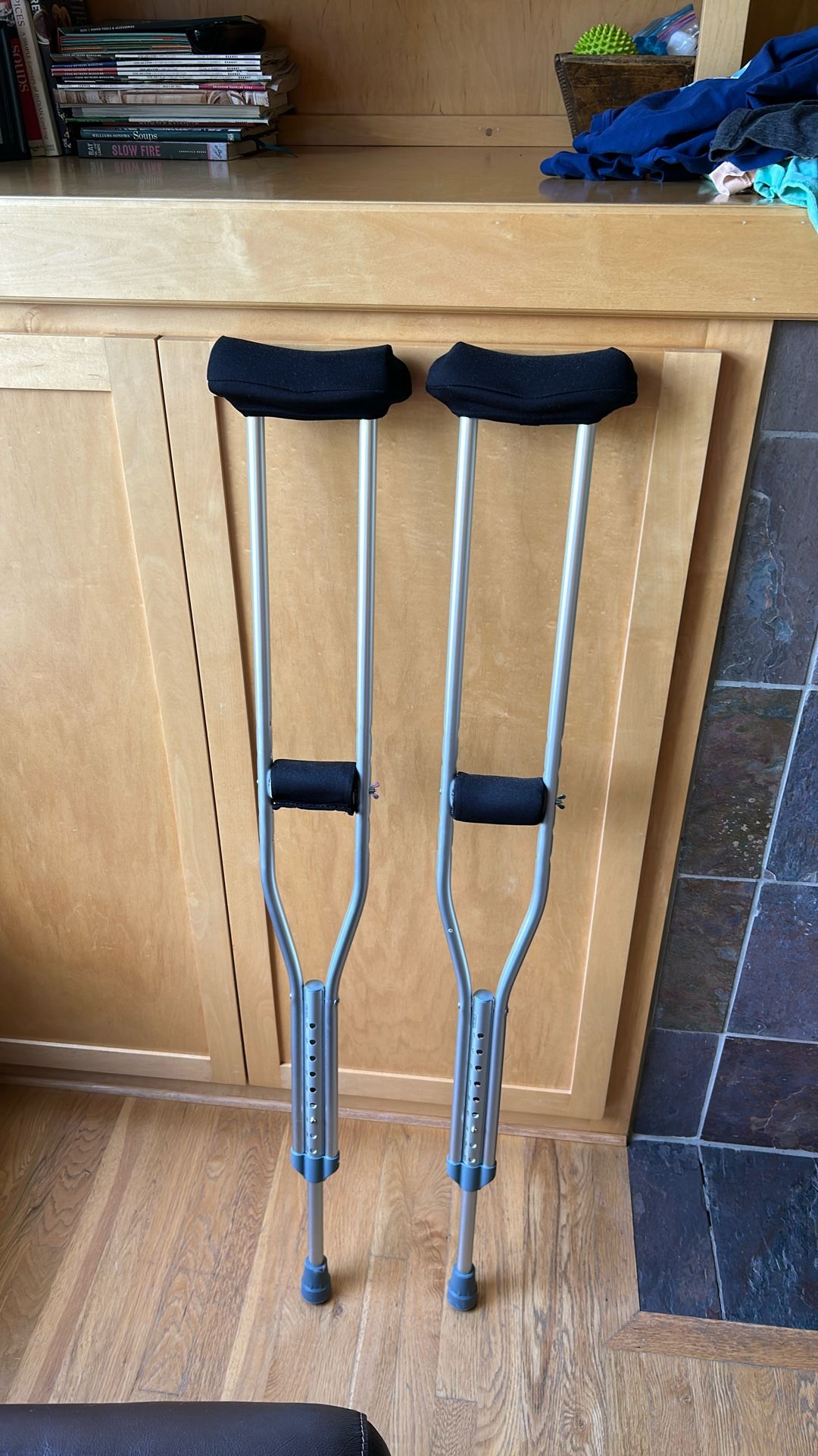 Aluminum Crutches