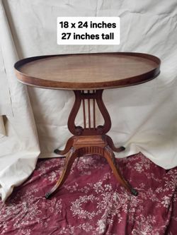 Vintage Mid-century Mersman End Table