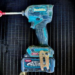 Makita 40V max XGT Brushless Cordless 4‑Speed Impact Driver w/battery