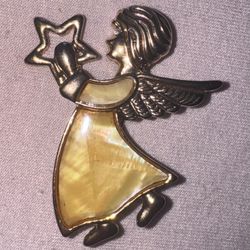  Angel Brooch pin gold tone