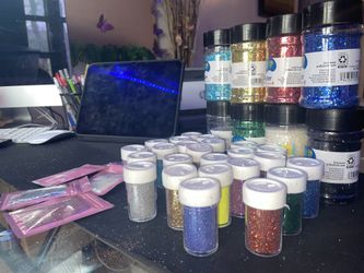 Glitter a lot✨