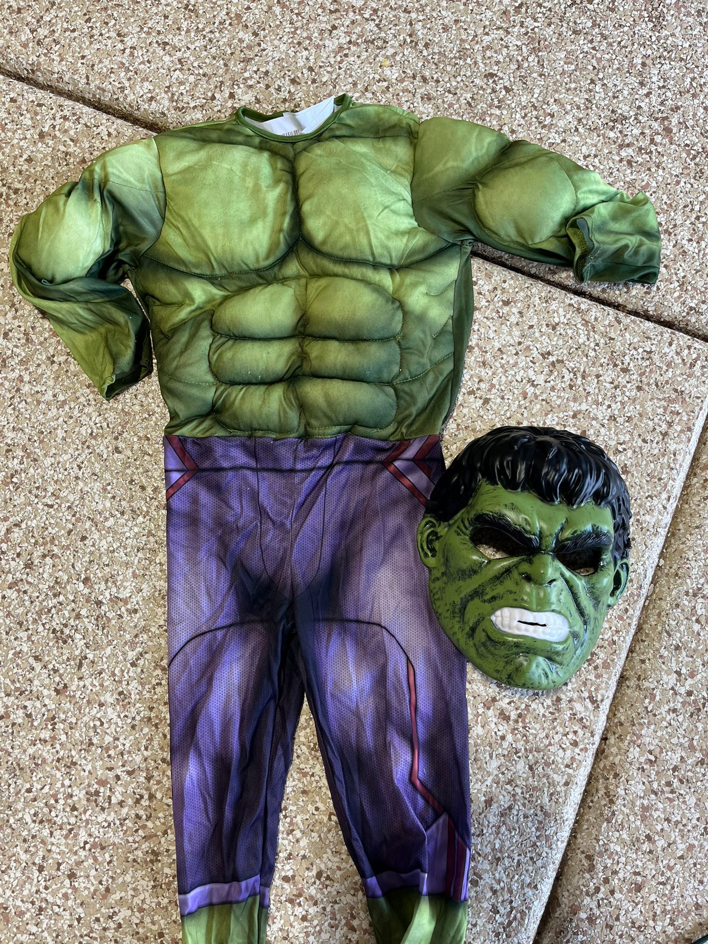 Kids Rubie’s Brand Halloween Hulk Costume. Size Small.
