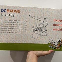 Badge Making Machine 